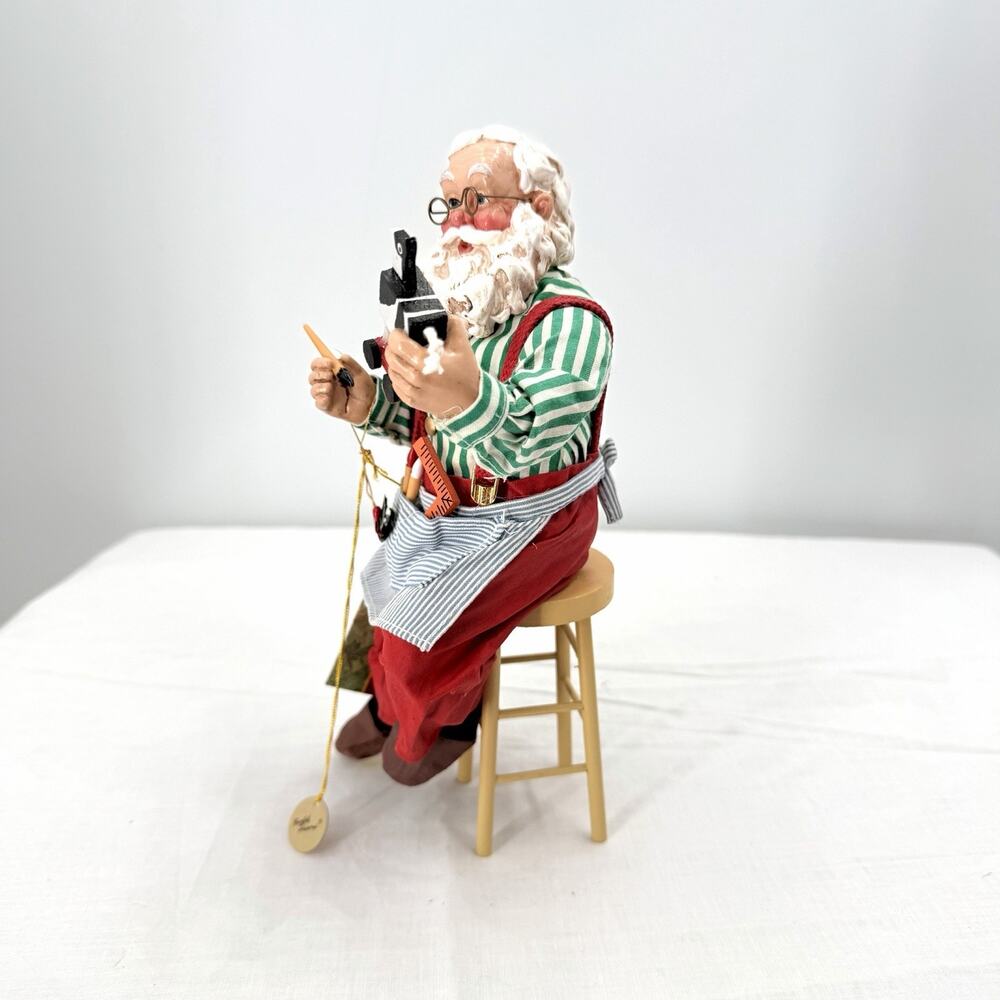 Vintage Possible Dreams Clothtique Santa Claus Figurine "Finishing Touch" 713121 - Picture 5 of 10